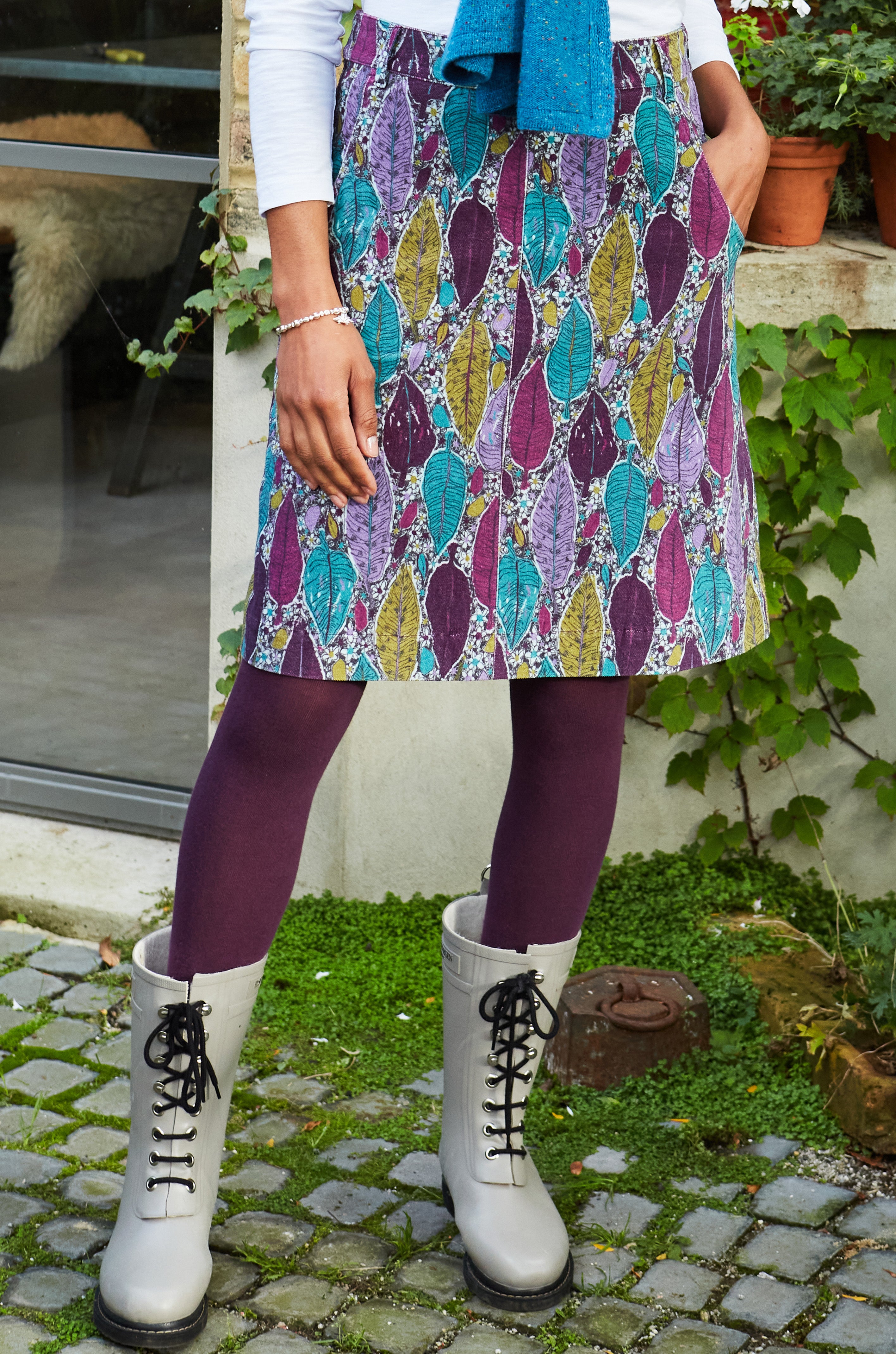 Lola Leaf Print Moleskin Skirt – Mistral Online