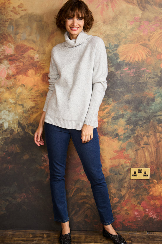 Womens,Knitwear,Jumpers,Jumper,OffWhite,White,Bright,Comfy,Comfortable,Colourful,Spring,Summer,Limited,Mistral